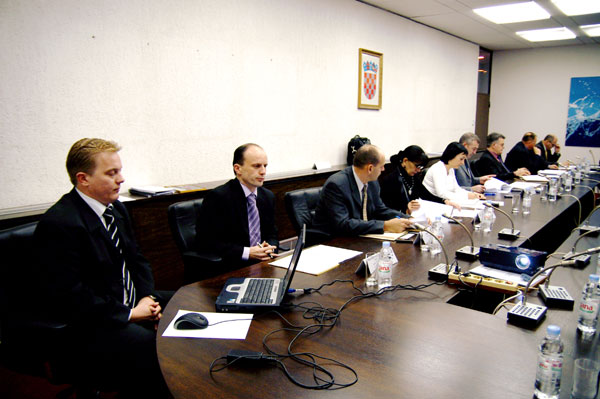 2009. 11. 24. - Peta sjednica Središnje kordinacije za nadzor i zaštitu prava RH na moru